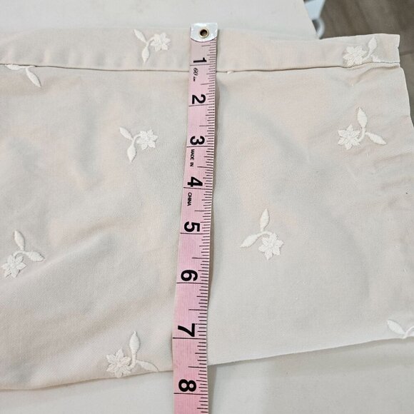 Talbots Ankle Pants Women's Size 10 Beige Tan Embroidered Flowers Cotton - Picture 10 of 11